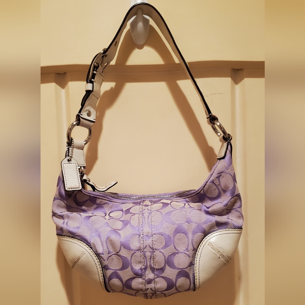 Authentic Coach Signature Handbag Lavender